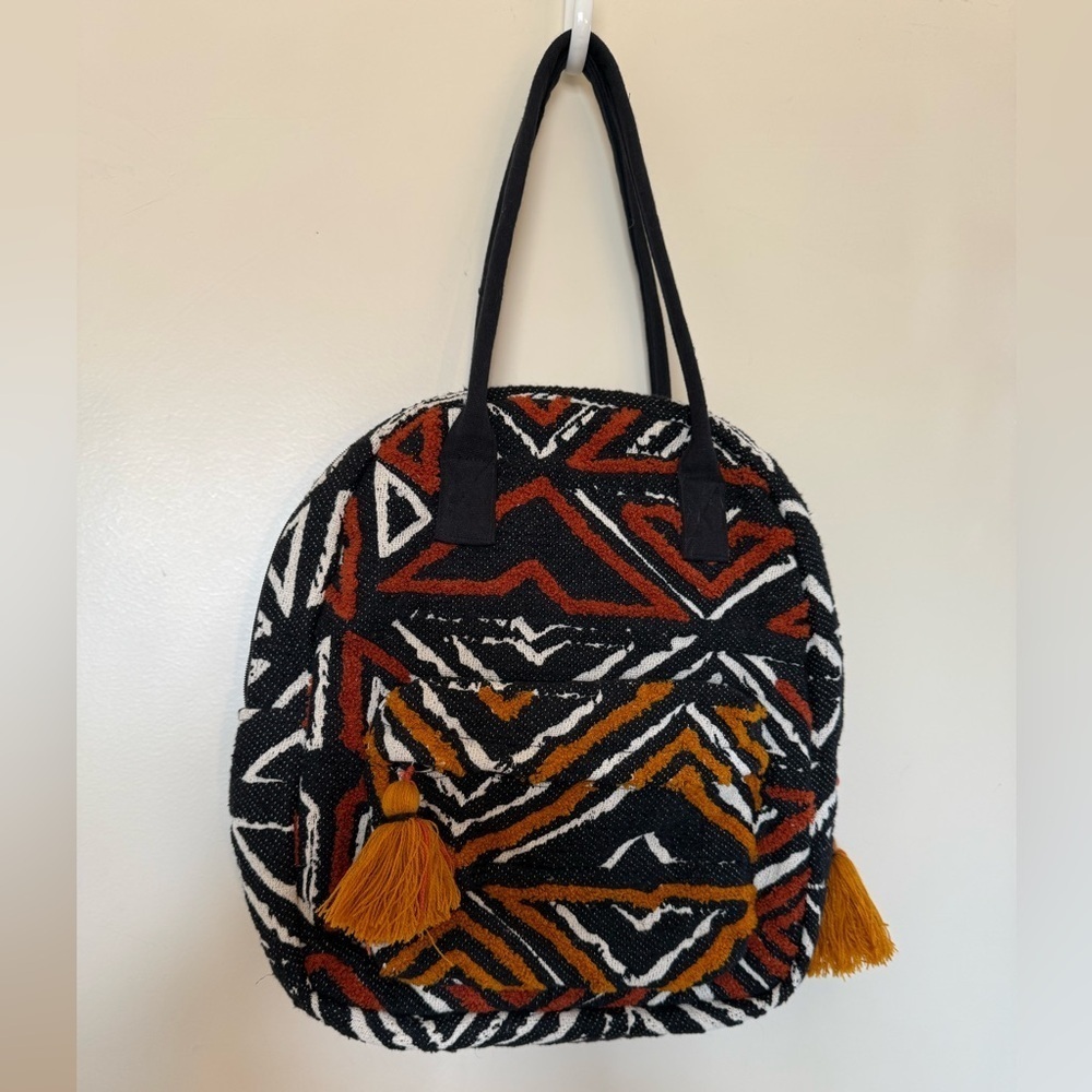 NWOT Vegan Bohemian Bag with Double Straps - Picture 2 of 6